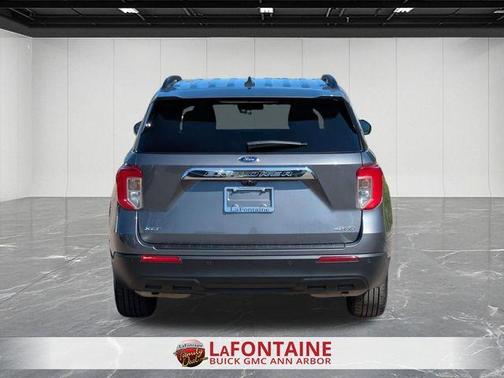 Gray Metallic 2022 Ford Explorer XLT