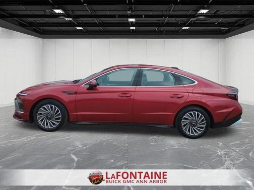 2025 Hyundai SONATA Hybrid SEL