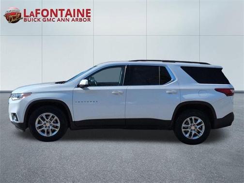 2020 Chevrolet Traverse LT Cloth