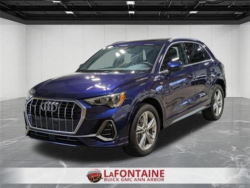 2021 Audi Q3 45 S line Premium