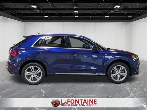 2021 Audi Q3 45 S line Premium