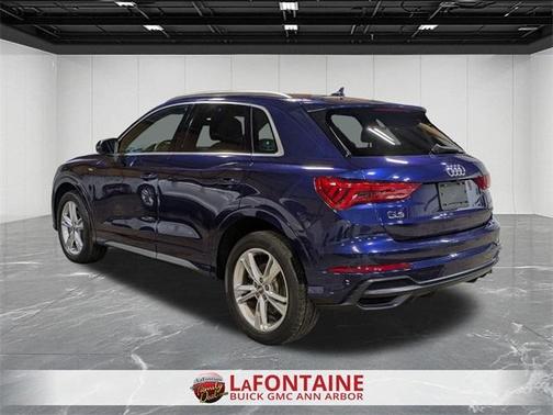 2021 Audi Q3 45 S line Premium