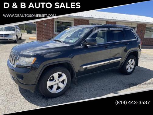 Brilliant Black Crystal Pearlcoat 2012 Jeep Grand Cherokee Laredo