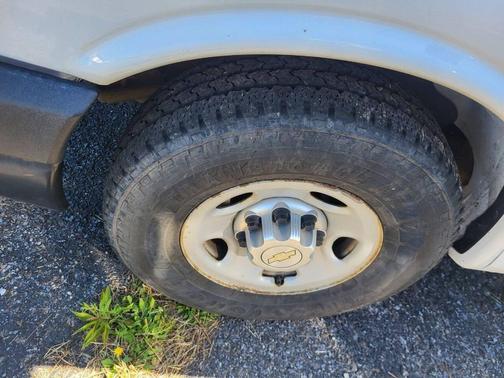 2013 Chevrolet Express 2500 Work Van