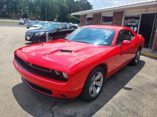 2019 Dodge Challenger SXT