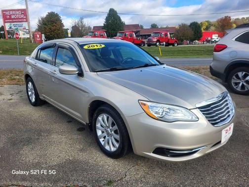 2013 Chrysler 200 Touring