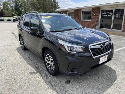 Crystal Black Silica 2019 Subaru Forester Premium