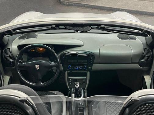 Carrara White 2002 Porsche Boxster Base