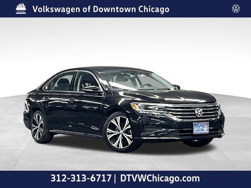 Deep Black Pearl 2021 Volkswagen Passat 2.0T SE