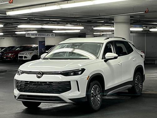 pure white 2026 Volkswagen Tiguan 2.0T S 4MOTION