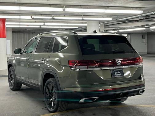 2026 Volkswagen Atlas 2.0T SE w/Technology 4MOTION