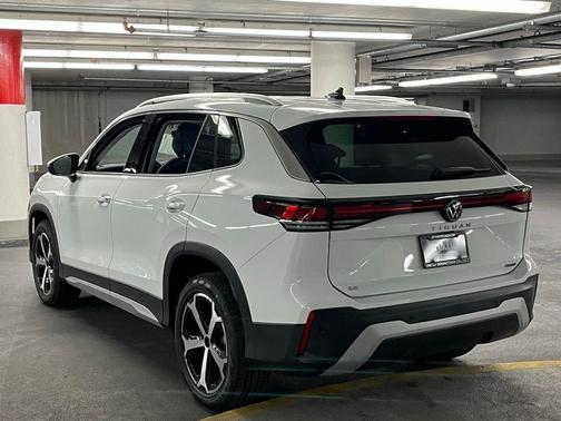 2025 Volkswagen Tiguan 2.0T SE 4MOTION