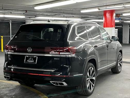 2025 Volkswagen Atlas Cross Sport 2.0T SE w/Technology 4MOTION