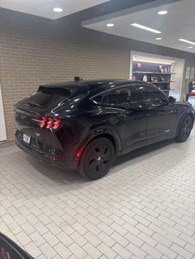 2023 Ford Mustang Mach-E California Route 1