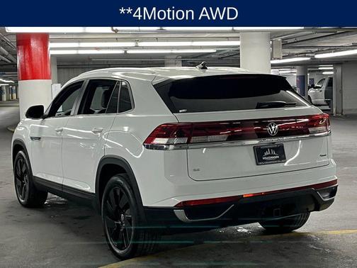 2025 Volkswagen Atlas Cross Sport 2.0T SE w/Technology 4MOTION