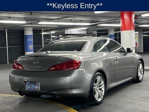 Platinum Graphite 2009 INFINITI G37 Base