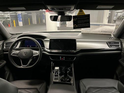 2026 Volkswagen Atlas Cross Sport 2.0T SE w/Technology 4MOTION