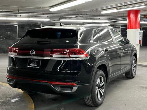 2025 Volkswagen Atlas Cross Sport 2.0T SE