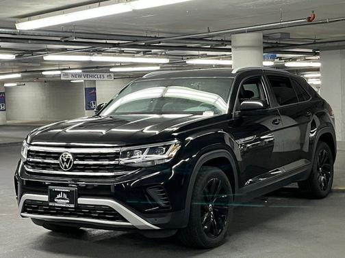 2022 Volkswagen Atlas Cross Sport 3.6L V6 SE w/Technology