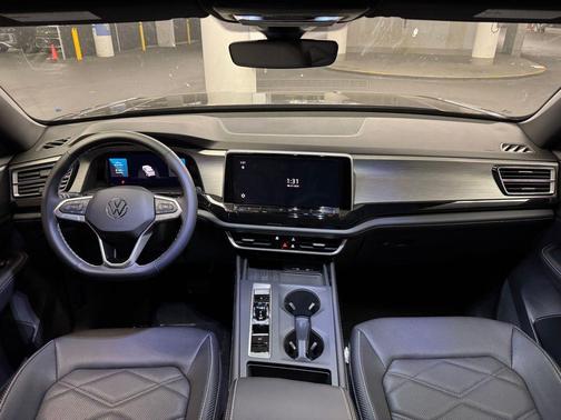 2026 Volkswagen Atlas Cross Sport 2.0T SE