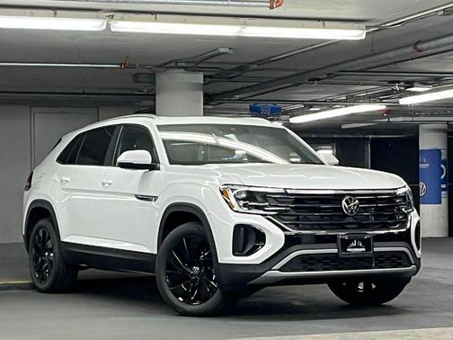 2026 Volkswagen Atlas Cross Sport 2.0T SE w/Technology 4MOTION
