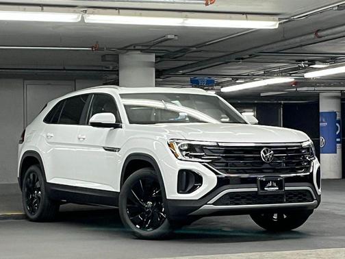 2026 Volkswagen Atlas Cross Sport 2.0T SE w/Technology 4MOTION