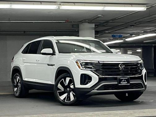 2024 Volkswagen Atlas Cross Sport 2.0T SE w/Technology 4MOTION