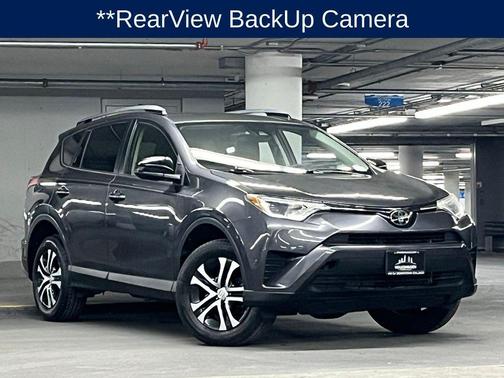 Magnetic Gray Metallic 2018 Toyota RAV4 LE