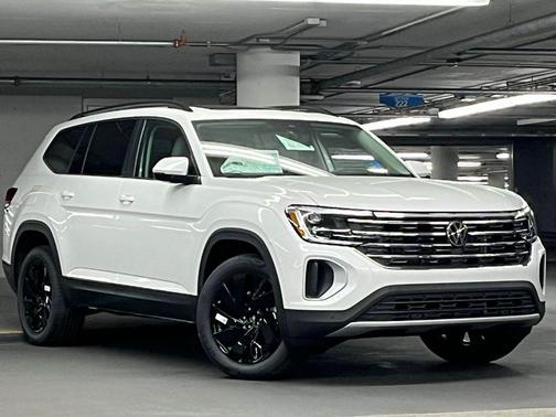 2026 Volkswagen Atlas 2.0T SE w/Technology 4MOTION