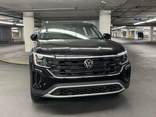 2026 Volkswagen Atlas 2.0T SE w/Technology 4MOTION
