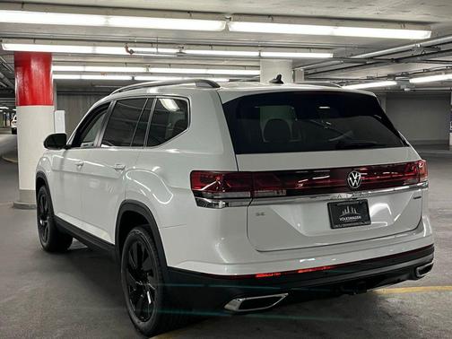 2026 Volkswagen Atlas 2.0T SE w/Technology 4MOTION