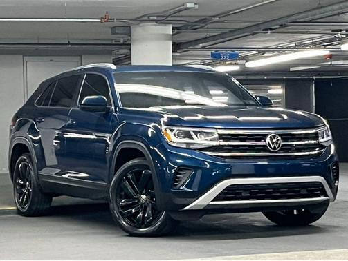 2022 Volkswagen Atlas Cross Sport 2.0T SE w/Technology 4MOTION