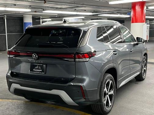 2025 Volkswagen Tiguan 2.0T SE 4MOTION