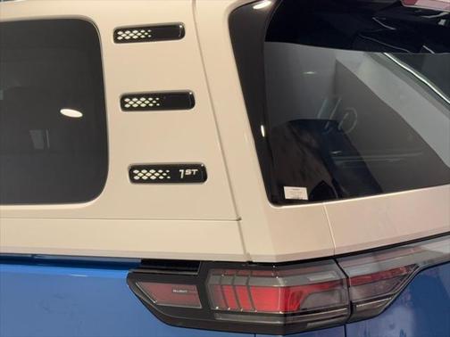 2025 Volkswagen ID. Buzz 1st Edition with 4MOTION