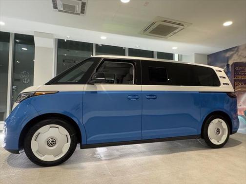 2025 Volkswagen ID. Buzz 1st Edition with 4MOTION