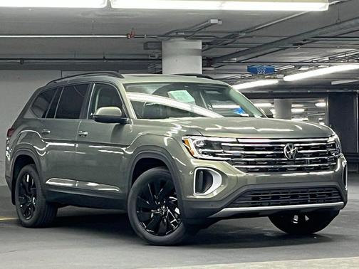 2026 Volkswagen Atlas 2.0T SE w/Technology 4MOTION