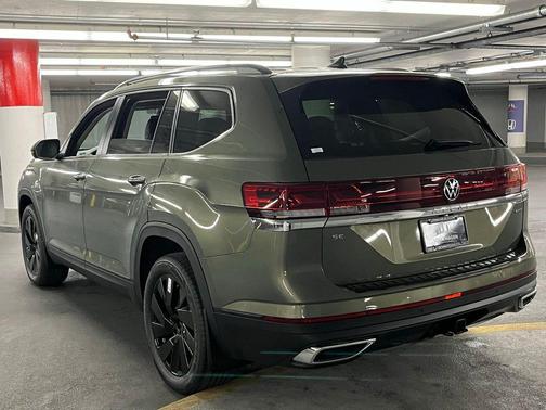 2026 Volkswagen Atlas 2.0T SE w/Technology 4MOTION