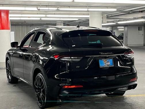 2021 Maserati Levante Base