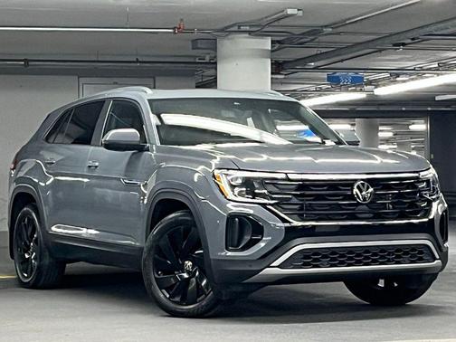 2024 Volkswagen Atlas Cross Sport 2.0T SE w/Technology 4MOTION