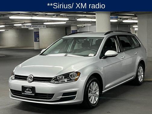 2016 Volkswagen Golf SportWagen TSI S 4-Door