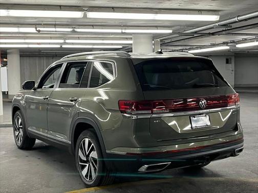 2025 Volkswagen Atlas 2.0T SEL