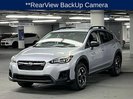 Ice Silver Metallic 2019 Subaru Crosstrek 2.0i