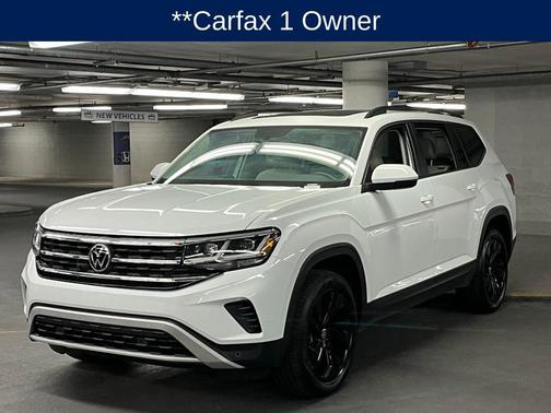 2022 Volkswagen Atlas 2.0T SE w/Technology 4MOTION