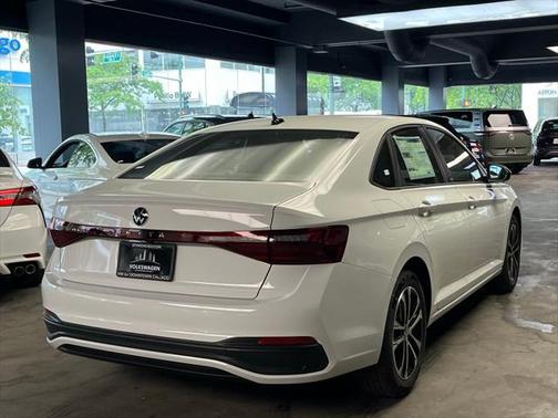 2025 Volkswagen Jetta 1.5T Sport