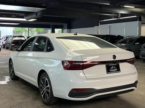 2025 Volkswagen Jetta 1.5T Sport
