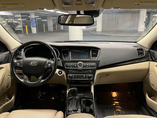 2014 Kia Cadenza Premium