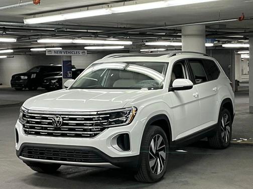 opal white pearl 2026 Volkswagen Atlas 2.0T SEL