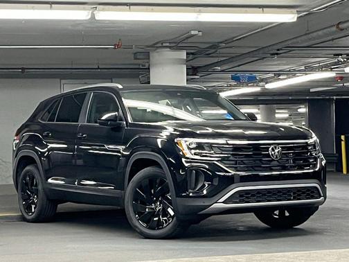 2026 Volkswagen Atlas Cross Sport 2.0T SE w/Technology 4MOTION