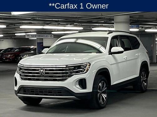 Pure White 2024 Volkswagen Atlas 2.0T SE