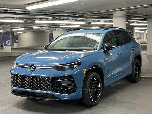 2025 Volkswagen Tiguan 2.0T SE R-Line Black 4MOTION